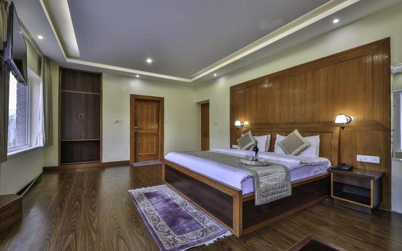 โรงแรมรีนาม เลห์ ภายนอก รูปภาพ